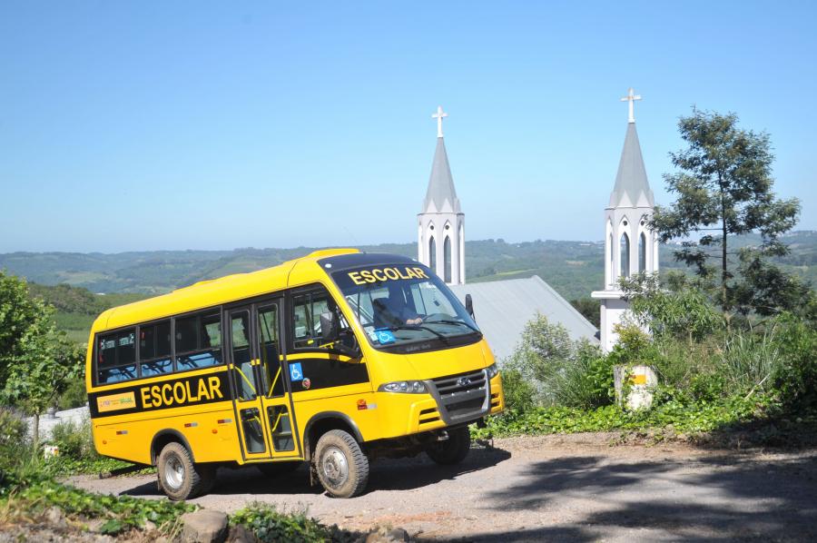  Volare V8L 4x4 Escolarbus 2012 года  (фото 4 из 28)